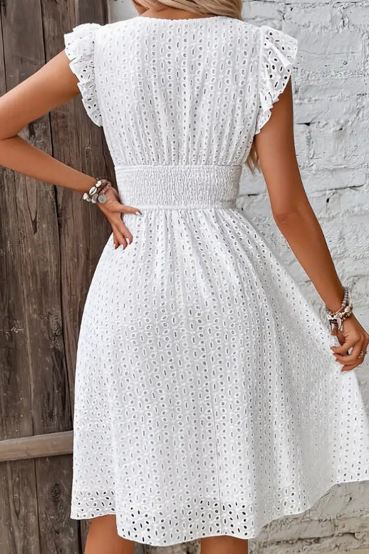 Stylish women's strapless midi dress in chic jacquard fabric, ideal for parties & special occasions.