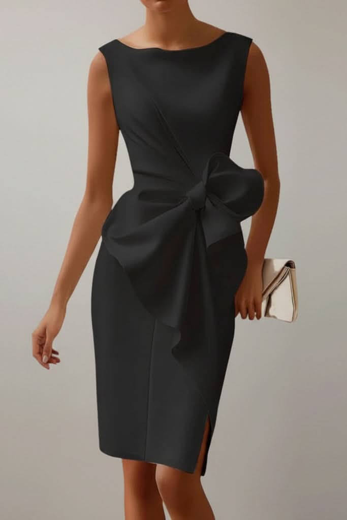 Stylish women's sleeveless cocktail dress, elegant with a statement bow back. Perfect for formal occasions.