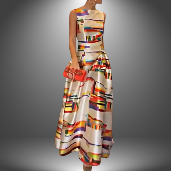 Elegant women's colorblock maxi dress, flowy and comfortable, perfect for a stylish summer look.