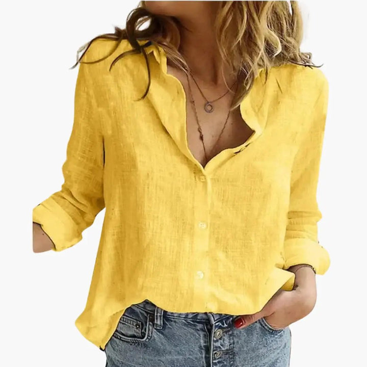 Autumn style women's floral long sleeve top, elegant and comfortable for daily wear.