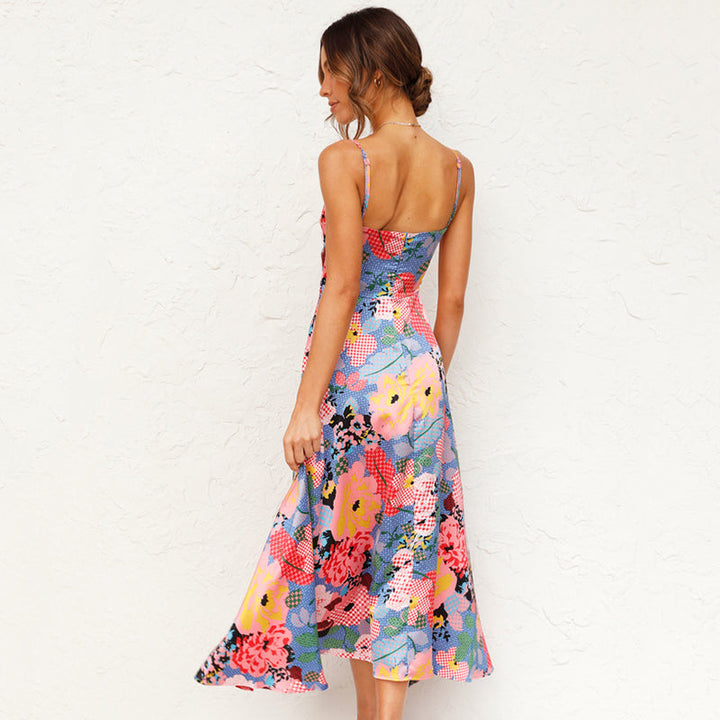 Maxi floral party dress for women, suitable as wedding guest attire, with a graceful and chic silhouette.