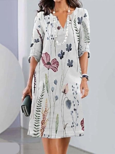 Versatile women's floral round neck midi dress. Short sleeve, A-line fit. Available in plus size for summer.