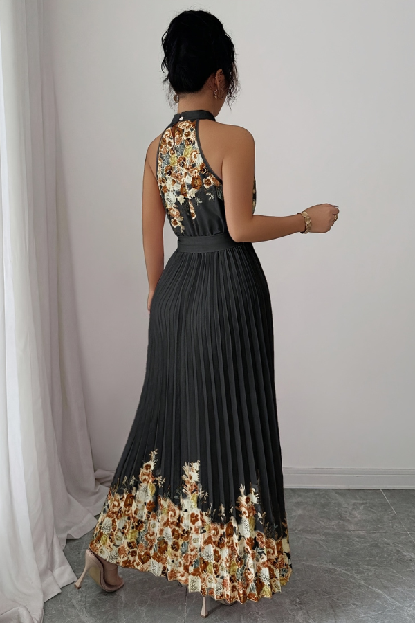 Fashionable women's party dress: elegant floral pleated square neck midi design. Stand out in style.