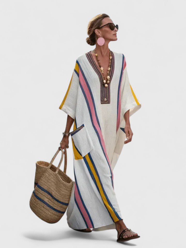 Stylish women's elegant maxi dress, ideal for special occasions or sophisticated evening wear.