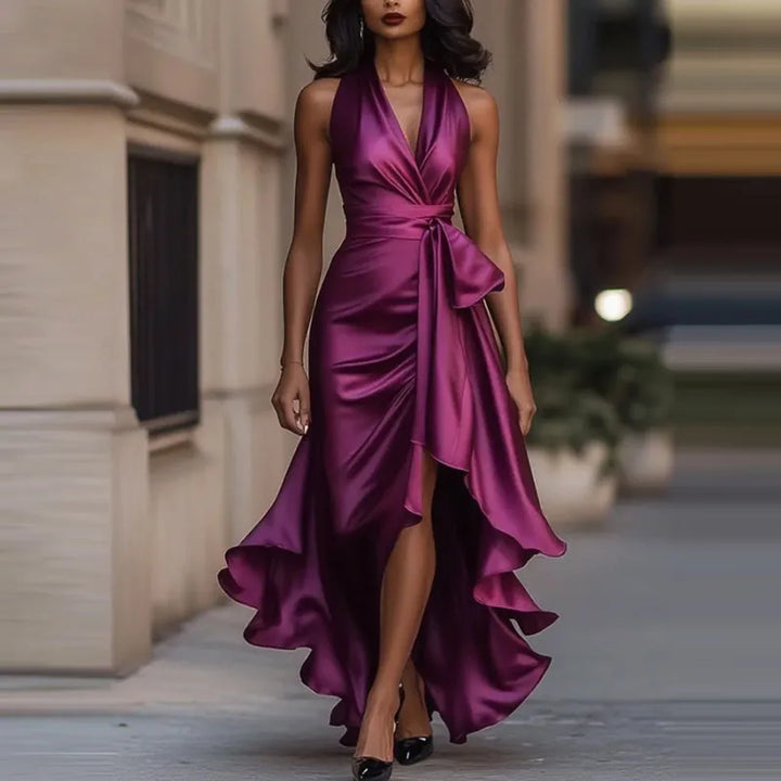 Stunning women's formal halter maxi dress, an elegant choice for evening events, galas, and special celebrations.
