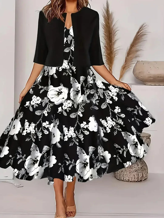 Stylish women's maxi dress in a classic cut, perfect for any elegant occasion.