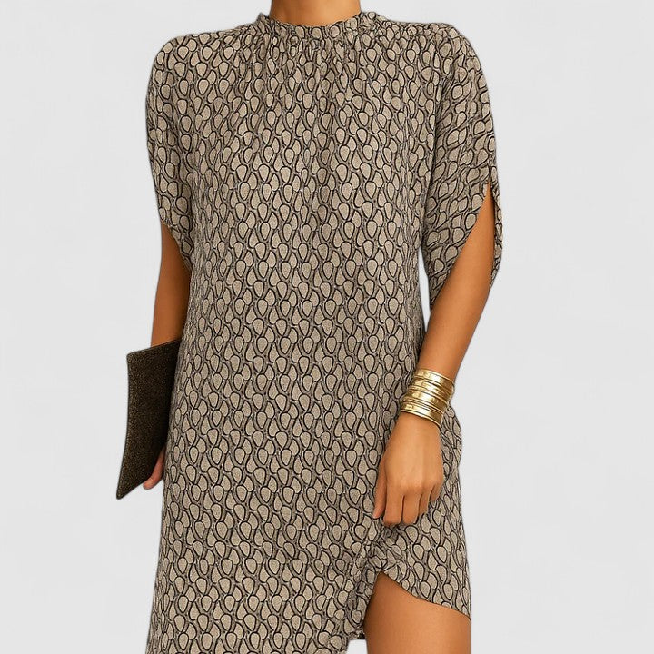 Women's sophisticated maxi dress with elegant design & stylish shoulder cutouts. A versatile choice for any party.