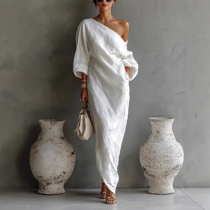 Elegant women's one-shoulder asymmetrical dress, perfect for summer parties. Relaxed fit.