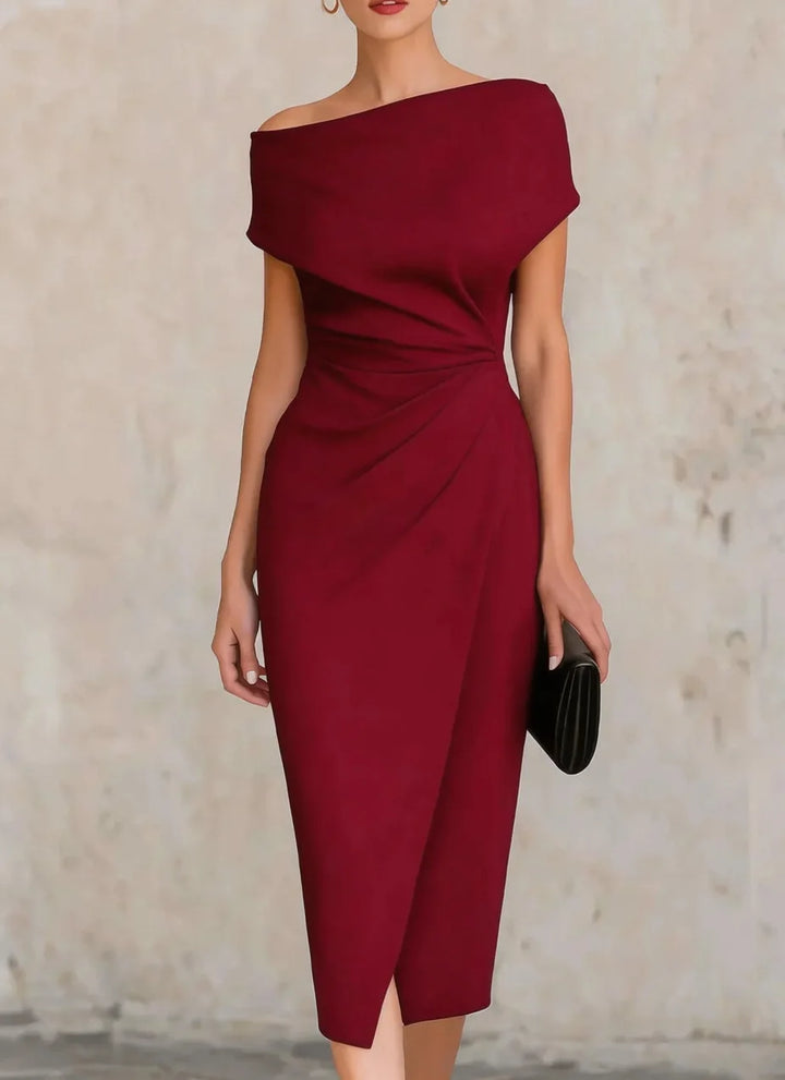 Beautiful women's elegant one-shoulder midi dress, pleated detail, side slit. Perfect for parties.