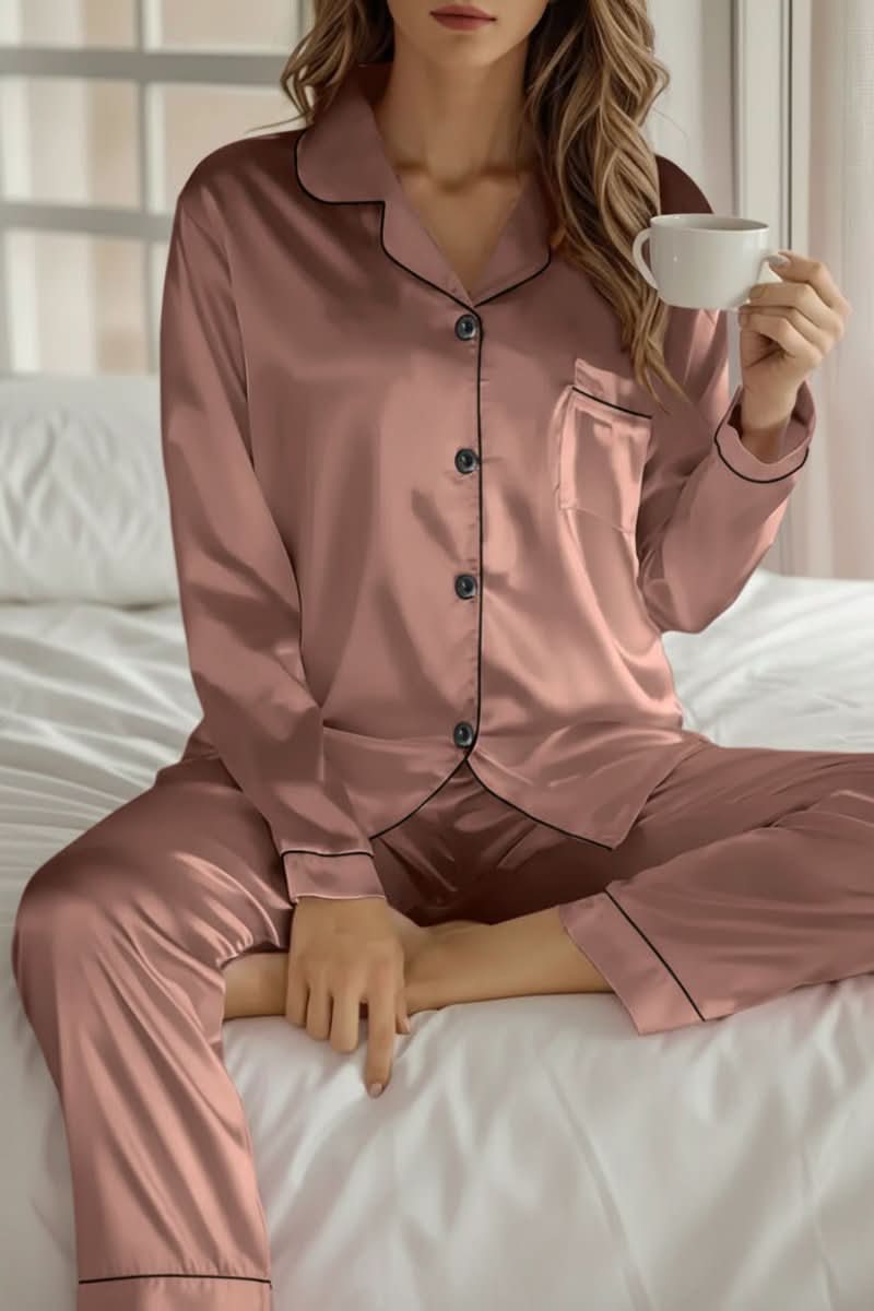 Gift for her: Elegant women's pajama set. Comfortable two-piece loungewear, perfect for stylish relaxation.