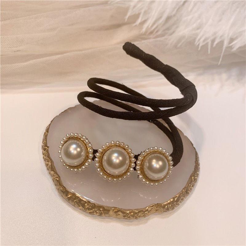 Fashionable women's pearl hair accessory, a bun maker headband for any occasion