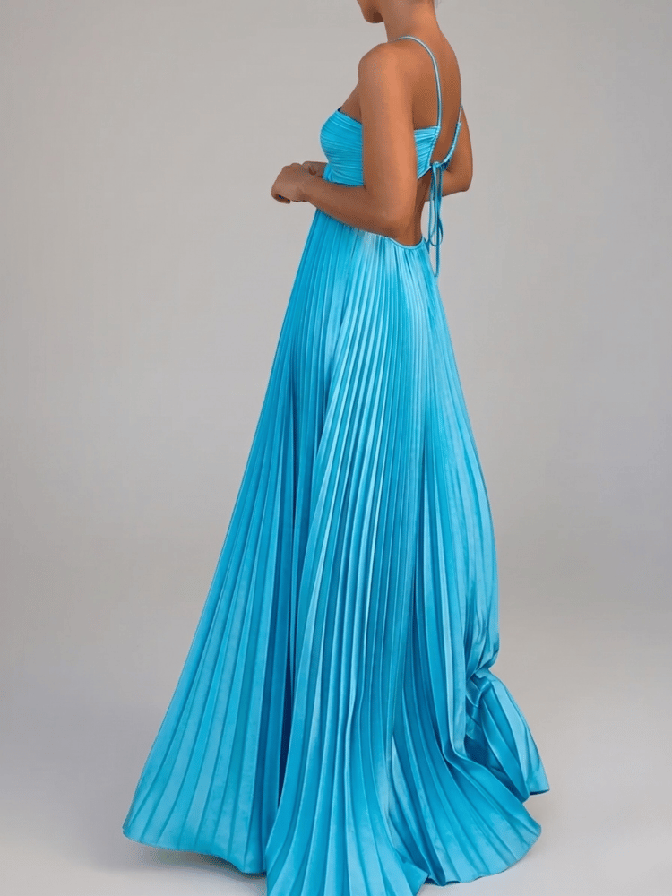 Versatile women's elegant pleated maxi dress. A-line design, comfortable, and perfect as a summer or party dress.