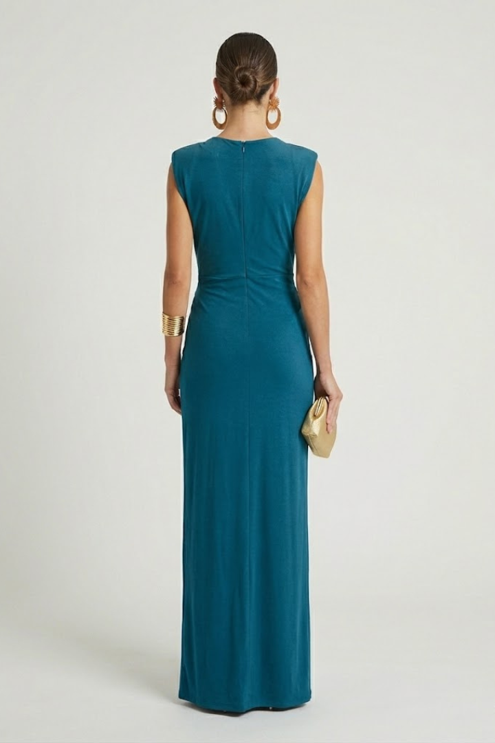 Stylish V-neck sleeveless pleated maxi dress for women, offering comfort and timeless elegance.