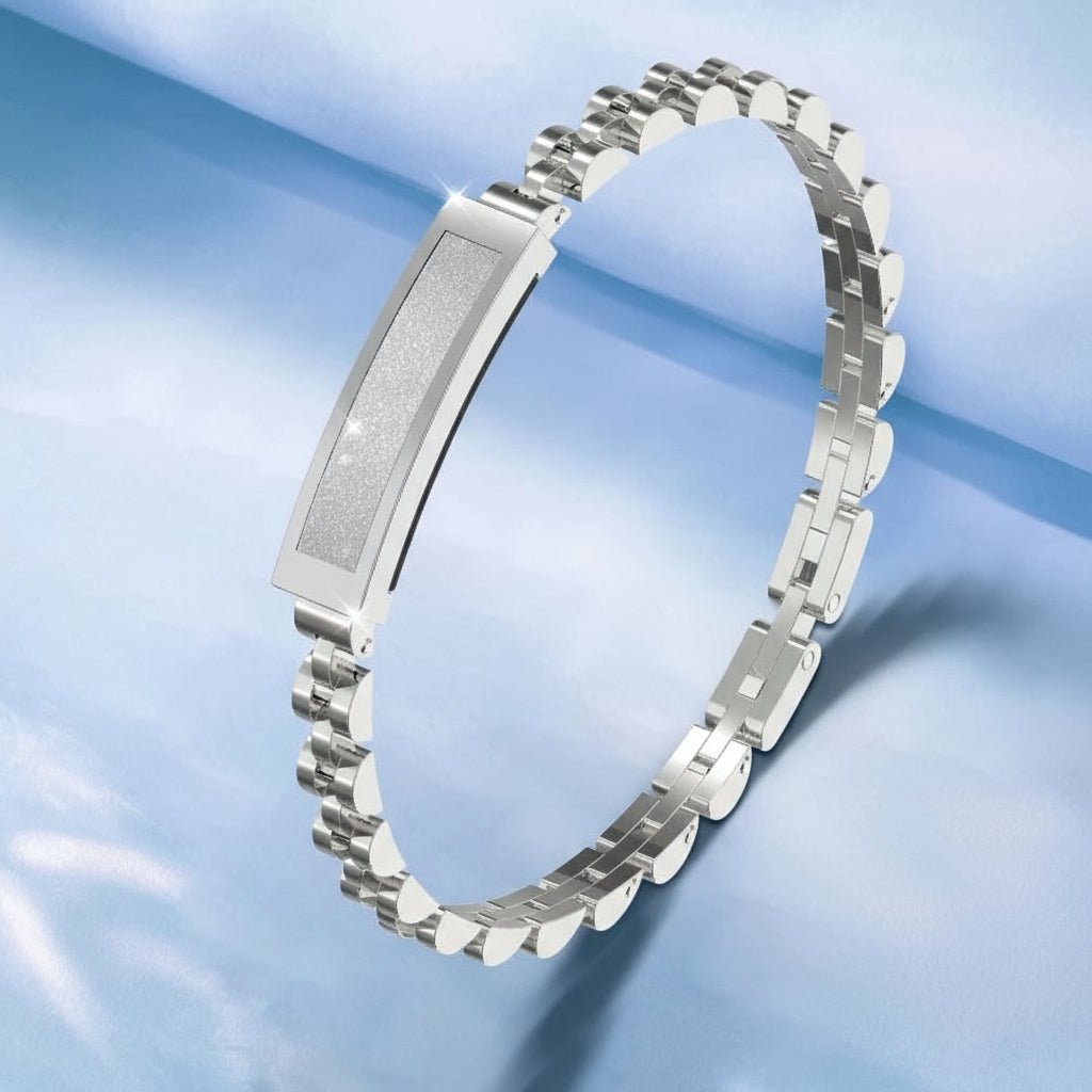Women's smart fitness tracker bracelet. Monitors activity, sleep, & multi-sport modes. Stylish wearable tech.