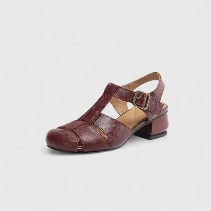 Versatile women's strappy sandals with a comfortable block heel, ideal for summer daily wear or special evenings.