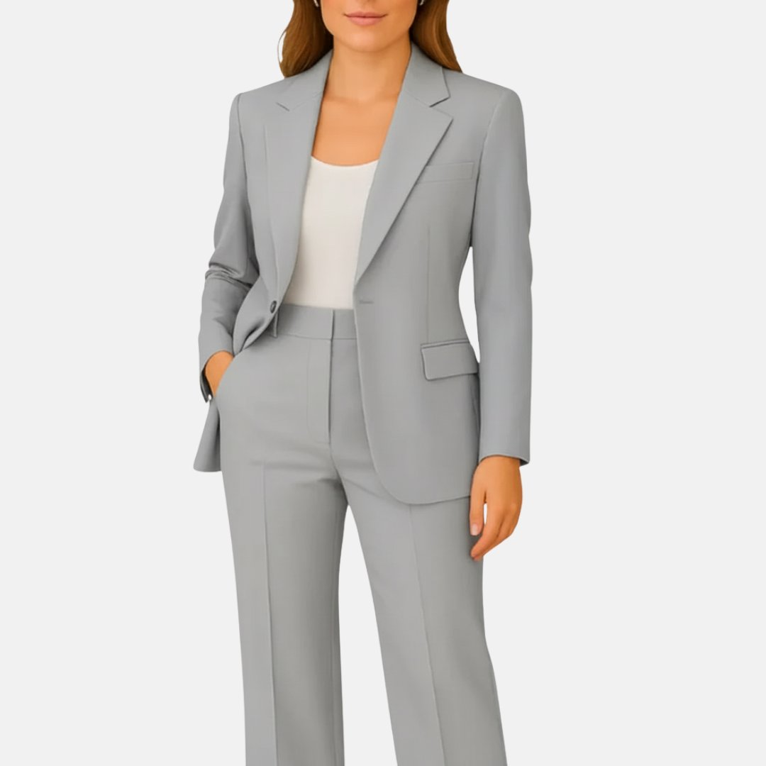 Professional women's business attire: a smart tailored suit set with a lapel blazer and wide leg trousers.