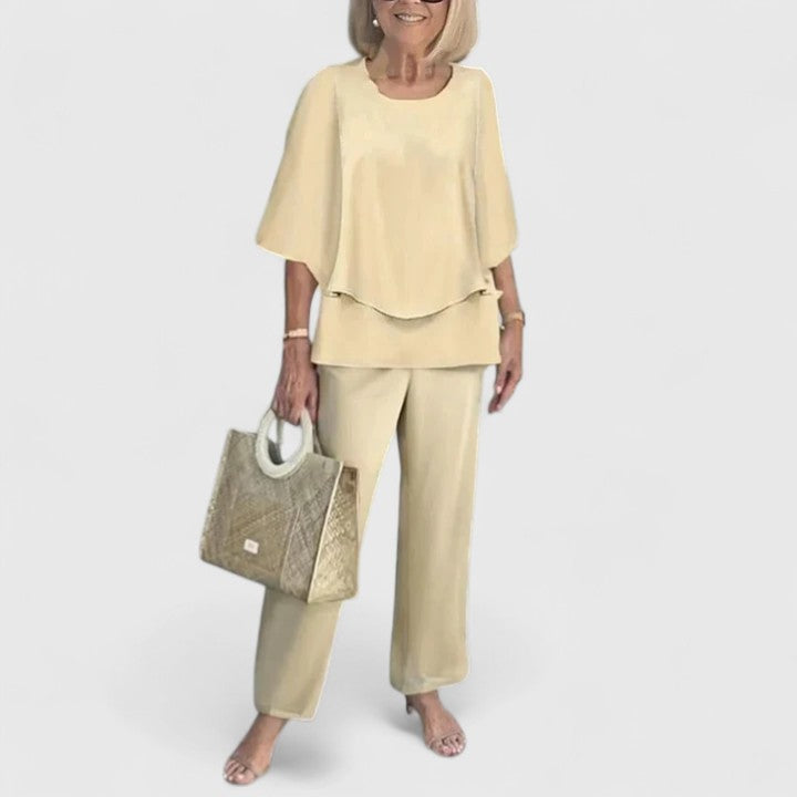 Fashionable women's elegant two-piece set, a comfortable and chic dress outfit for all occasions.