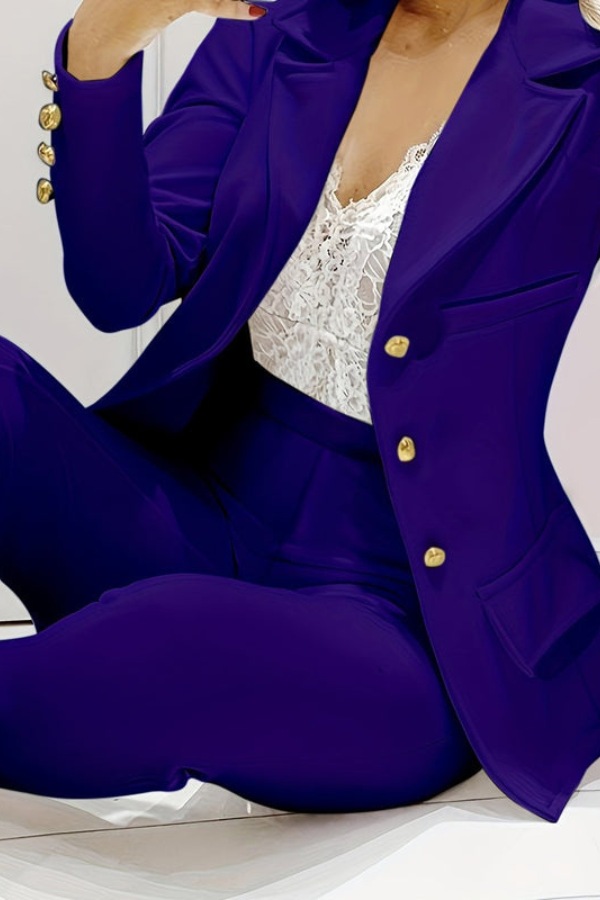 Formal women's blazer set, a sophisticated tailored suit for professional office wear.