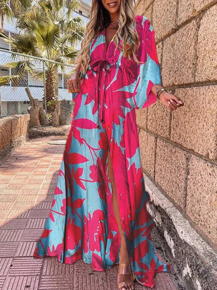 Beautiful women's maxi dress: V-neck, graceful kimono sleeves, and alluring high slit for an elegant look.