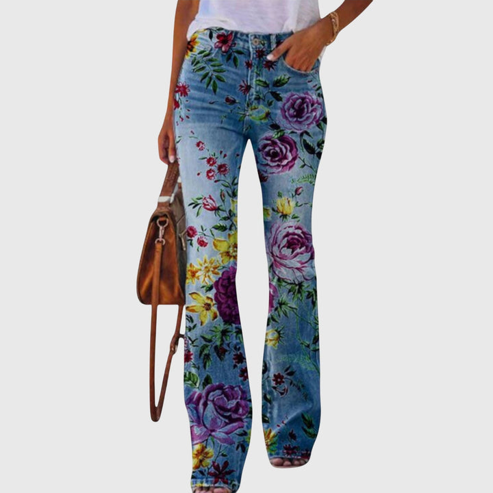 Versatile women's wide-leg floral pants, perfect for both casual comfort and dressy occasions.