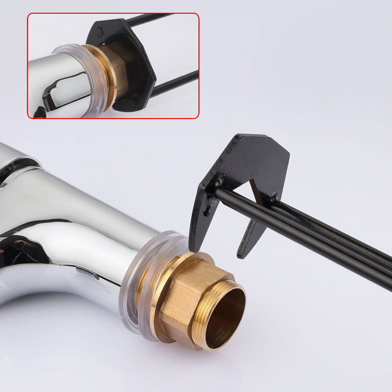 Close-up of Hex Wrench 4-jaw head, showing strong grip for difficult-to-reach screws