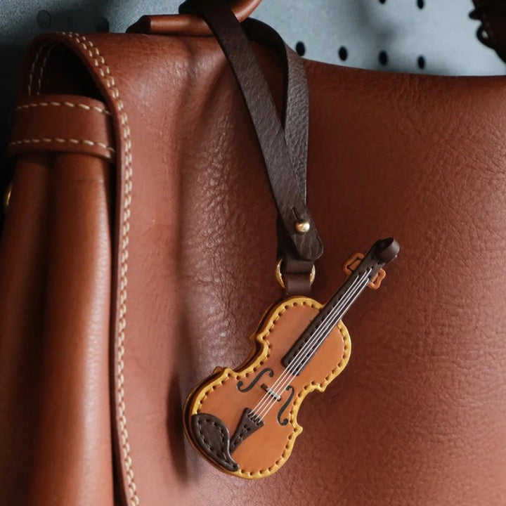 Genuine leather musical instrument keychain, an excellent music gift for birthdays