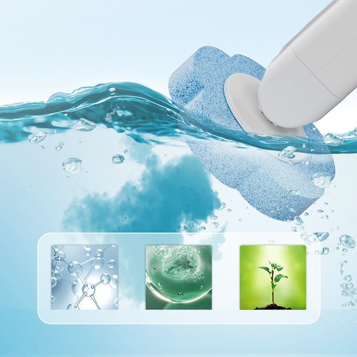 Bathroom cleaning: Disposable toilet brush with refillable cleaning pads