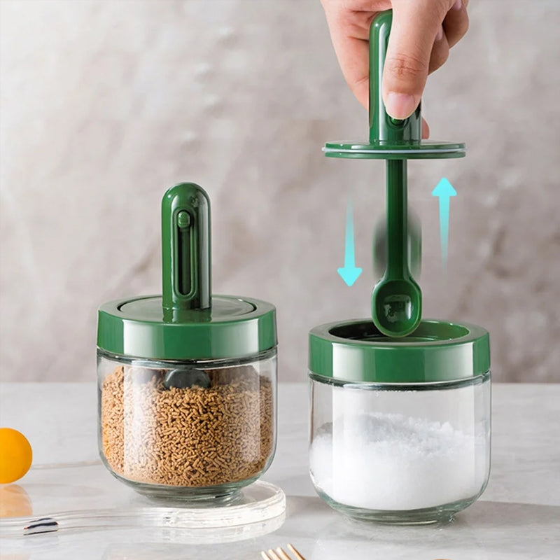 Integrated spoon seasoning bottle, clear glass design, enhances kitchen cooking experience