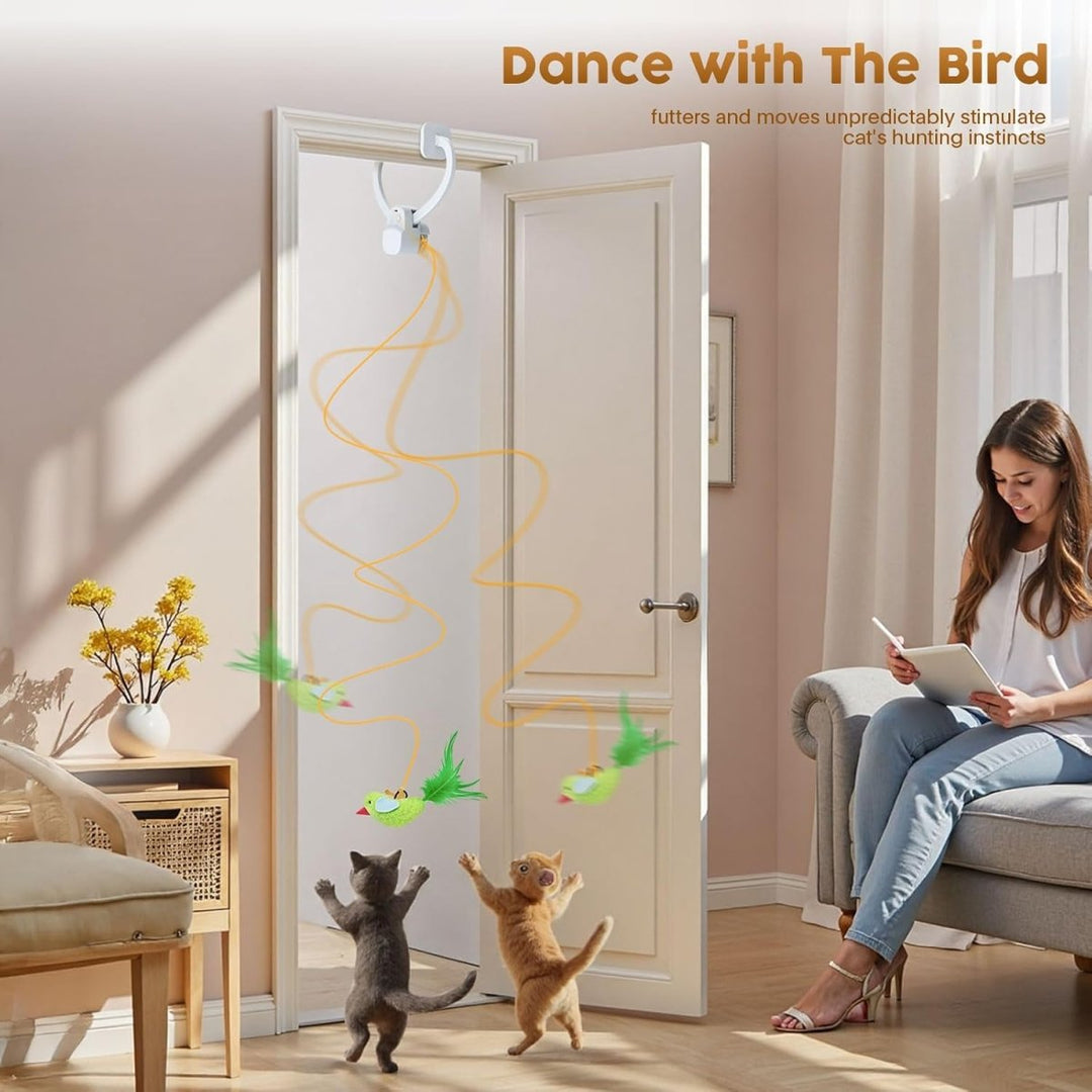 Realistic motion-activated bird cat toy, designed for interactive playtime & reducing boredom for indoor pets.