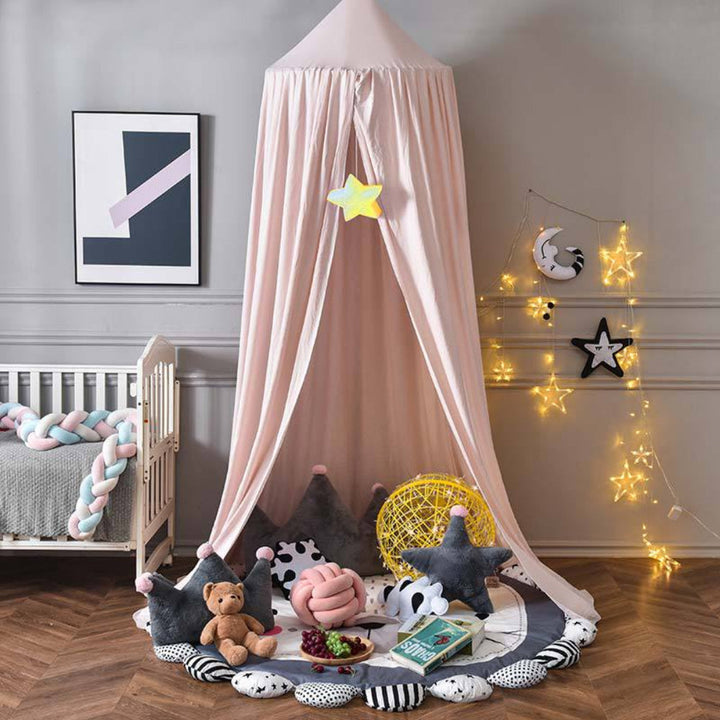 Cozy kids' bed net & play tent, an enchanting polyester canopy for a child's bedroom decor.