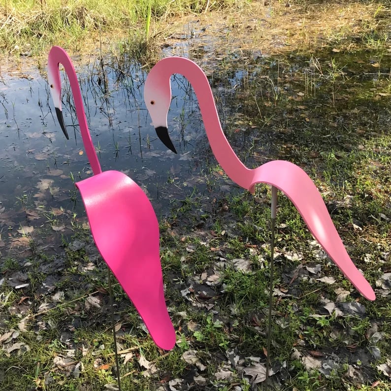 Kinetic Swirl Flamingo Wind Spinner, vibrant pink garden decor, metal outdoor sculpture for yard art