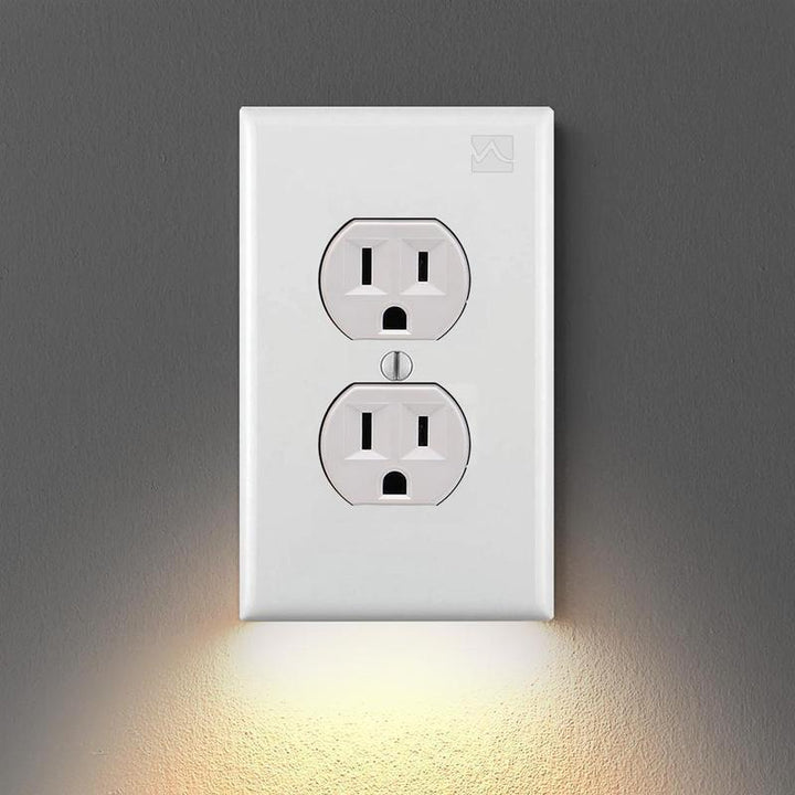 Home lighting solution: LED night light outlet cover, a smart choice for safety and energy saving
