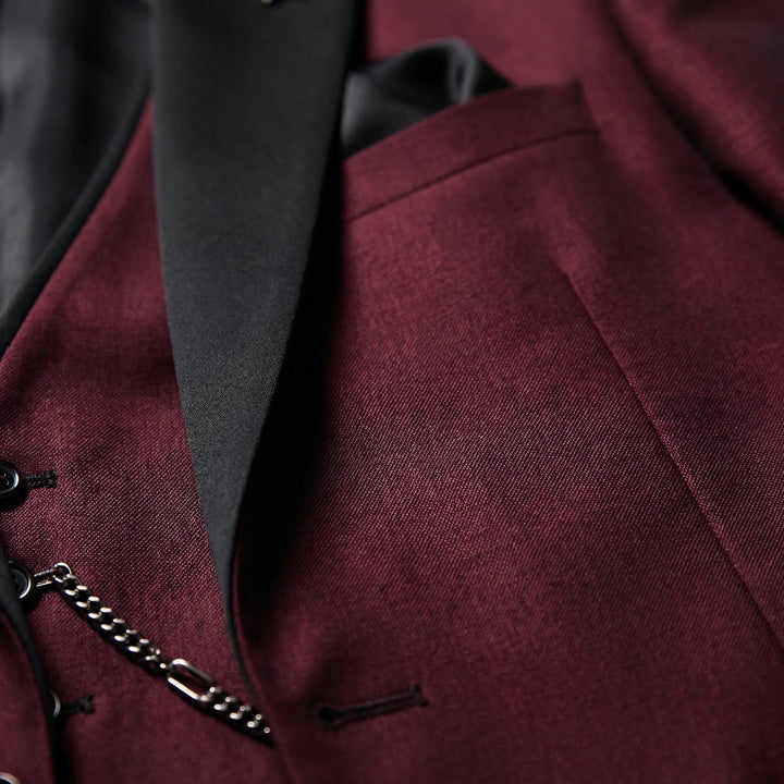 Elegant men's slim-fit 3-piece suit in burgundy, tailored for weddings, proms, and formal events.