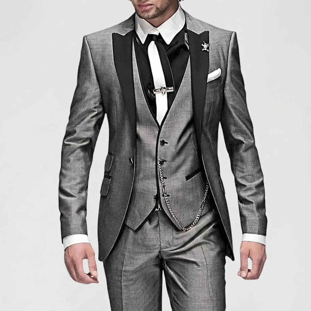 Burgundy men's 3-piece slim-fit suit. Formal business, wedding, event wear. Tailored menswear.