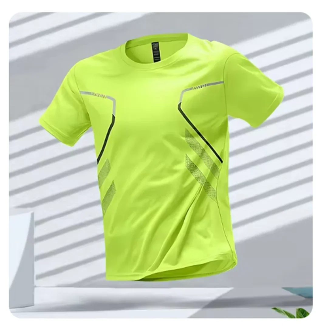 Men's short sleeve crew neck t-shirt, ideal for gym workouts and running.
