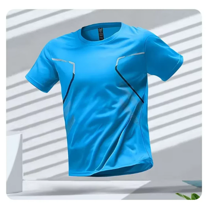 High-performance men's training t-shirt, keeps you cool and dry during active sports.