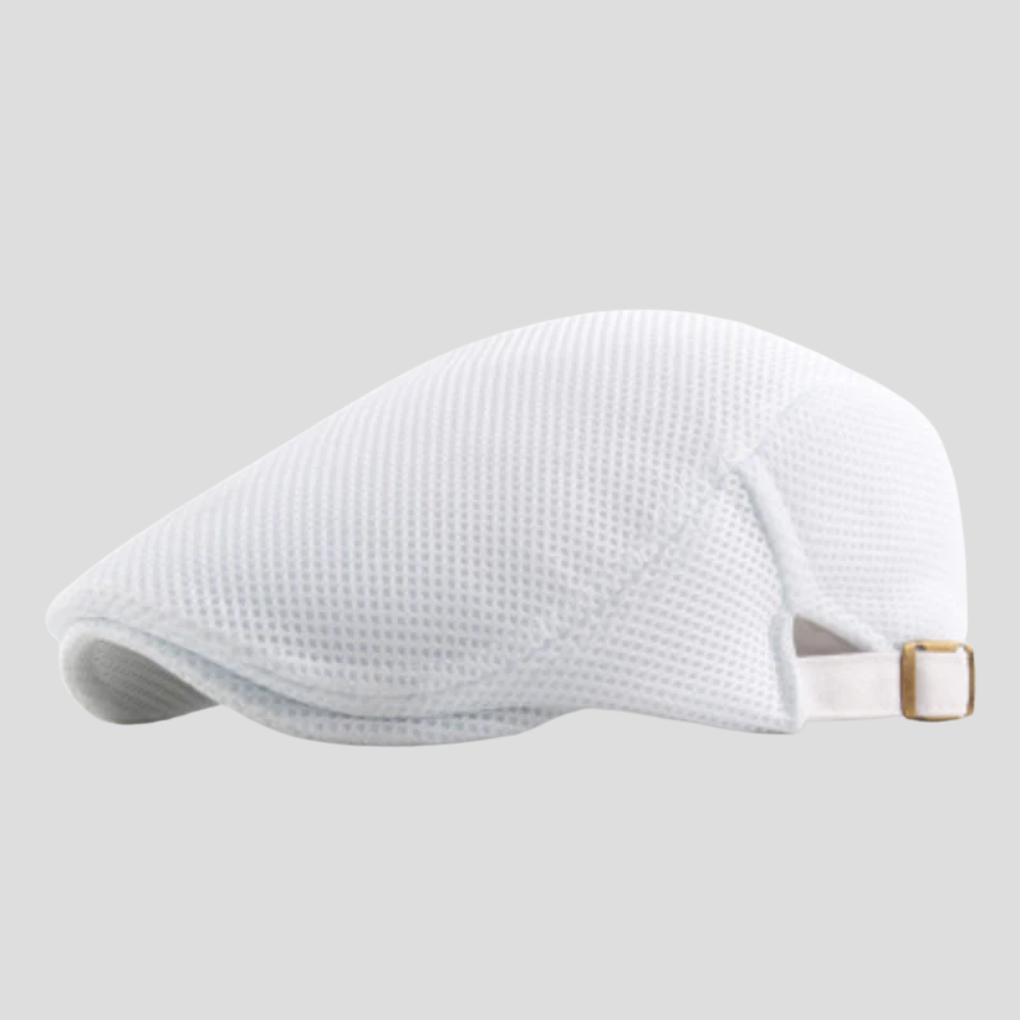 Men's breathable mesh back baseball cap in navy, perfect for sporty casual wear & sun protection. Adjustable fit.