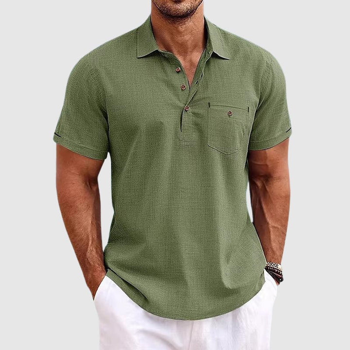 Cool & breathable men's polo shirt, featuring a chest pocket. A stylish short sleeve top for men's fashion.