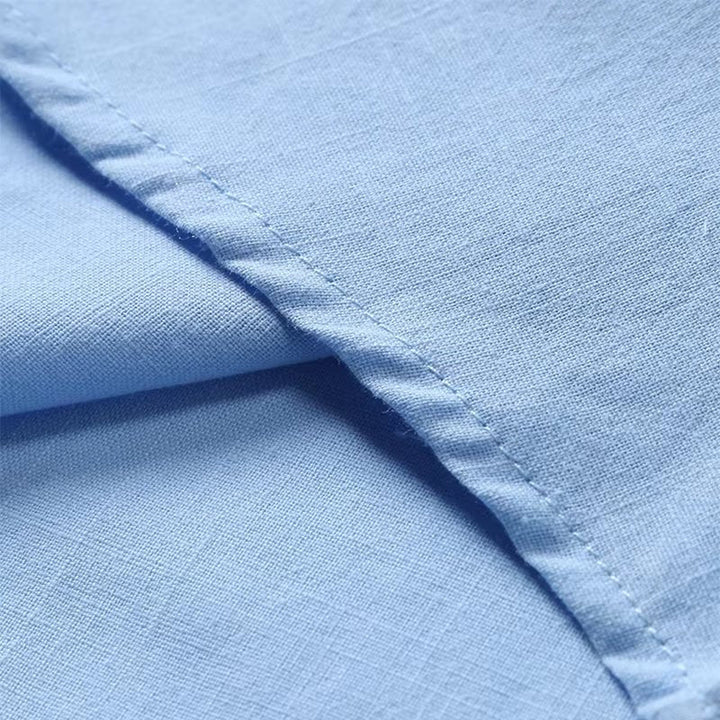 Men's breathable summer polo shirt with chest pocket, ensuring cool comfort and a stylish, versatile look.