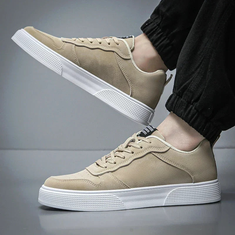Classic men's Carrington Court lace-up sneakers, court shoe style, offering everyday comfort & versatile casual wear.