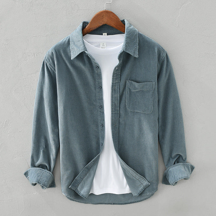 Stylish men's button-up shirt, long sleeve design, ideal for versatile casual wear and comfort.