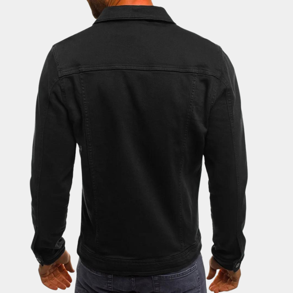 Men's casual outerwear: a classic denim jacket. Ideal for versatile men's fashion & everyday comfort.