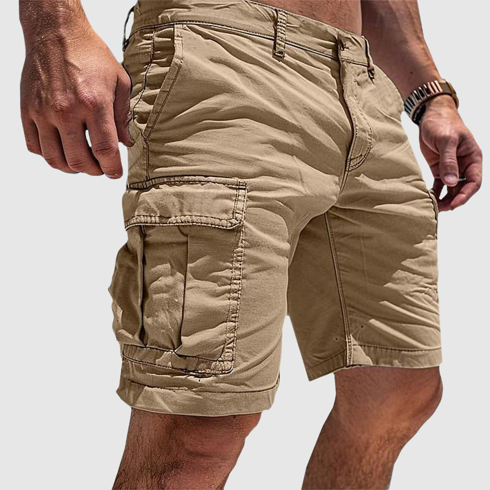 Classic men's utility cargo shorts, comfortable and hard-wearing, perfect for summer, casual outings, and everyday versatility.