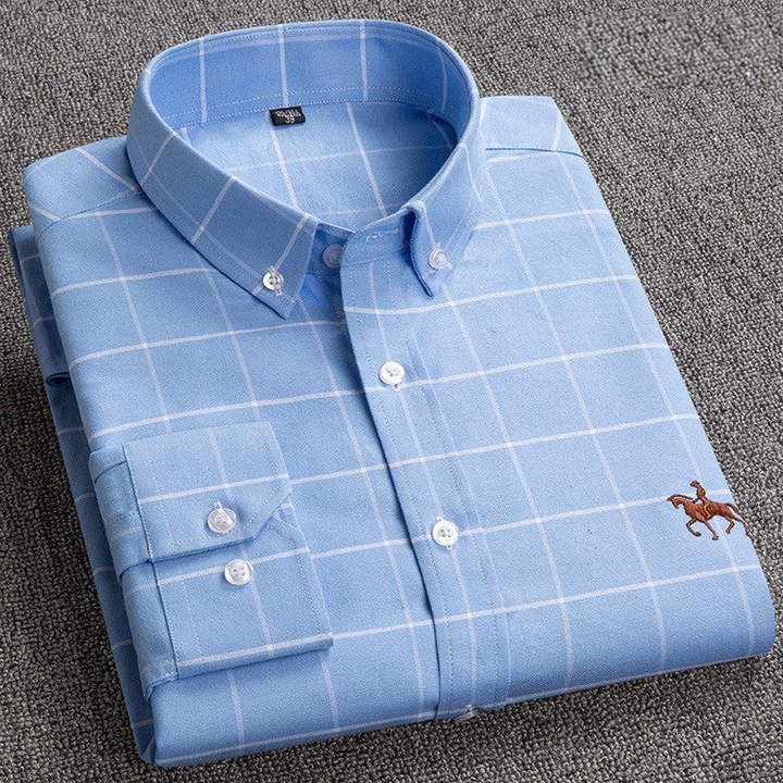 Men's classic checkered button-down shirt, perfect for casual everyday wear. Long sleeve.