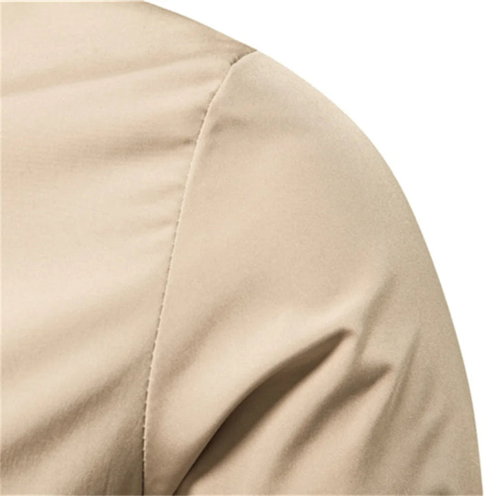 Classic men's lightweight bomber jacket, a versatile everyday outerwear choice for all seasons.