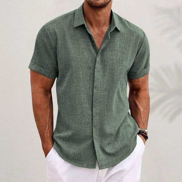 Versatile men's classic short sleeve shirt, ideal for summer fashion & everyday comfort.