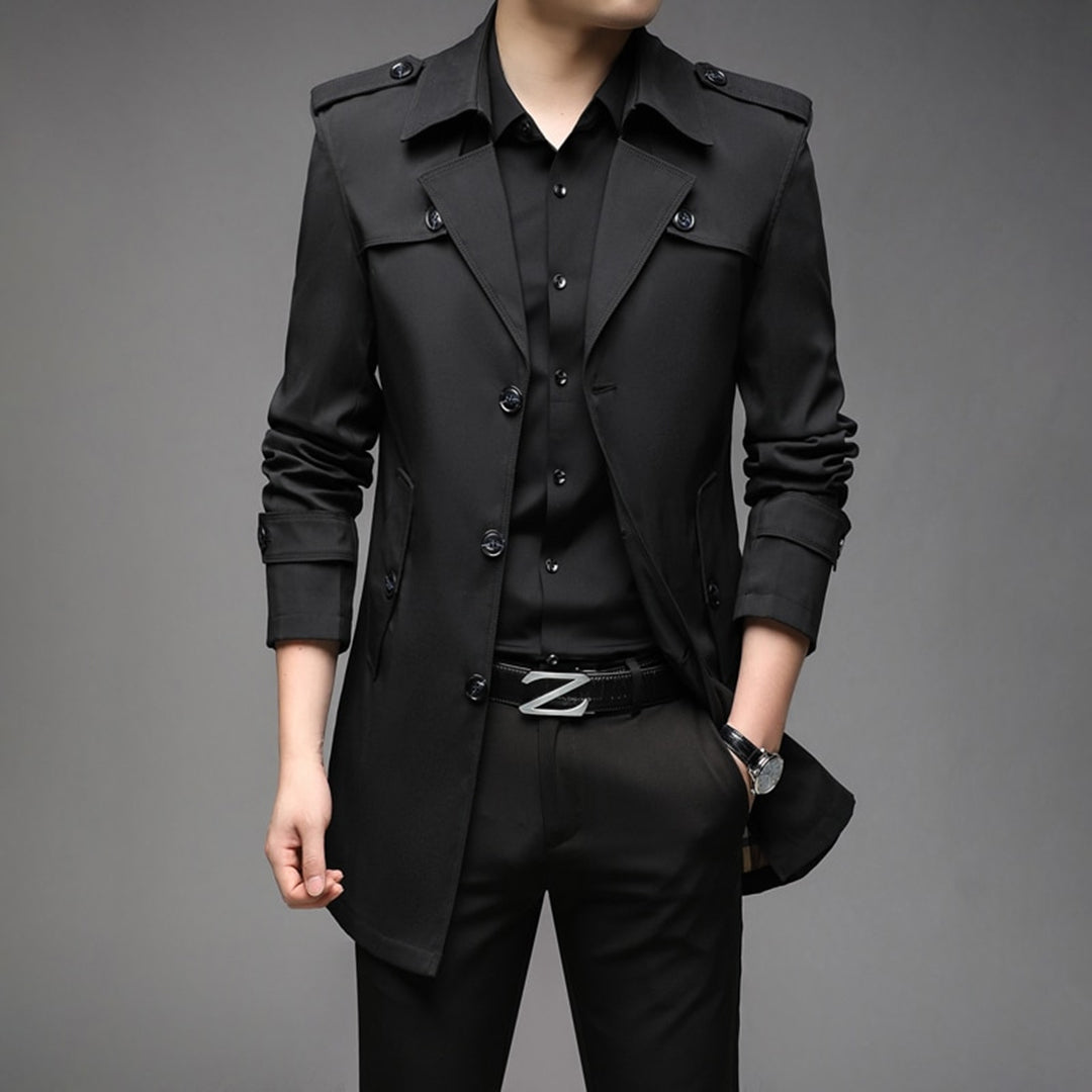 Stylish men's trench coat, single breasted design, perfect lightweight jacket for fall fashion.