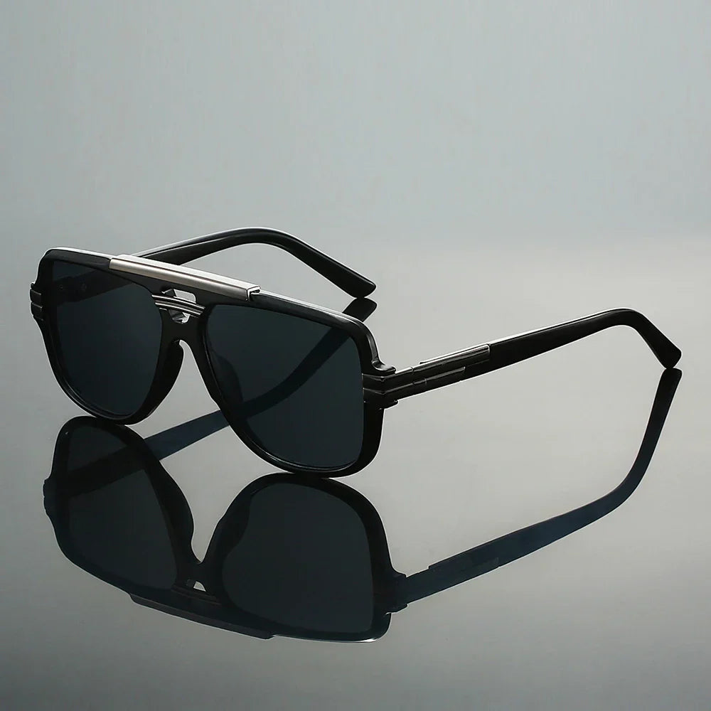 Lightweight men's UV400 protective sunglasses with classic design, ideal for driving & outdoor activities.
