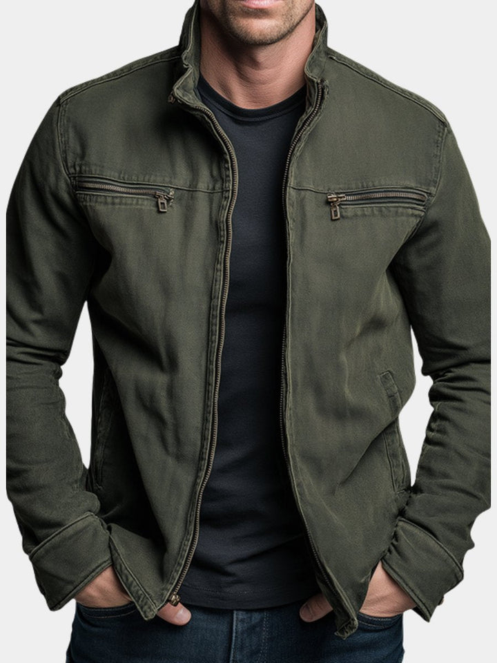 Men's classic utility jacket, perfect for everyday style. Versatile outerwear for men's fashion.