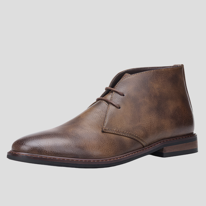 Black men's vintage desert boots. Classic lace-up style ankle boots, versatile for casual wear.